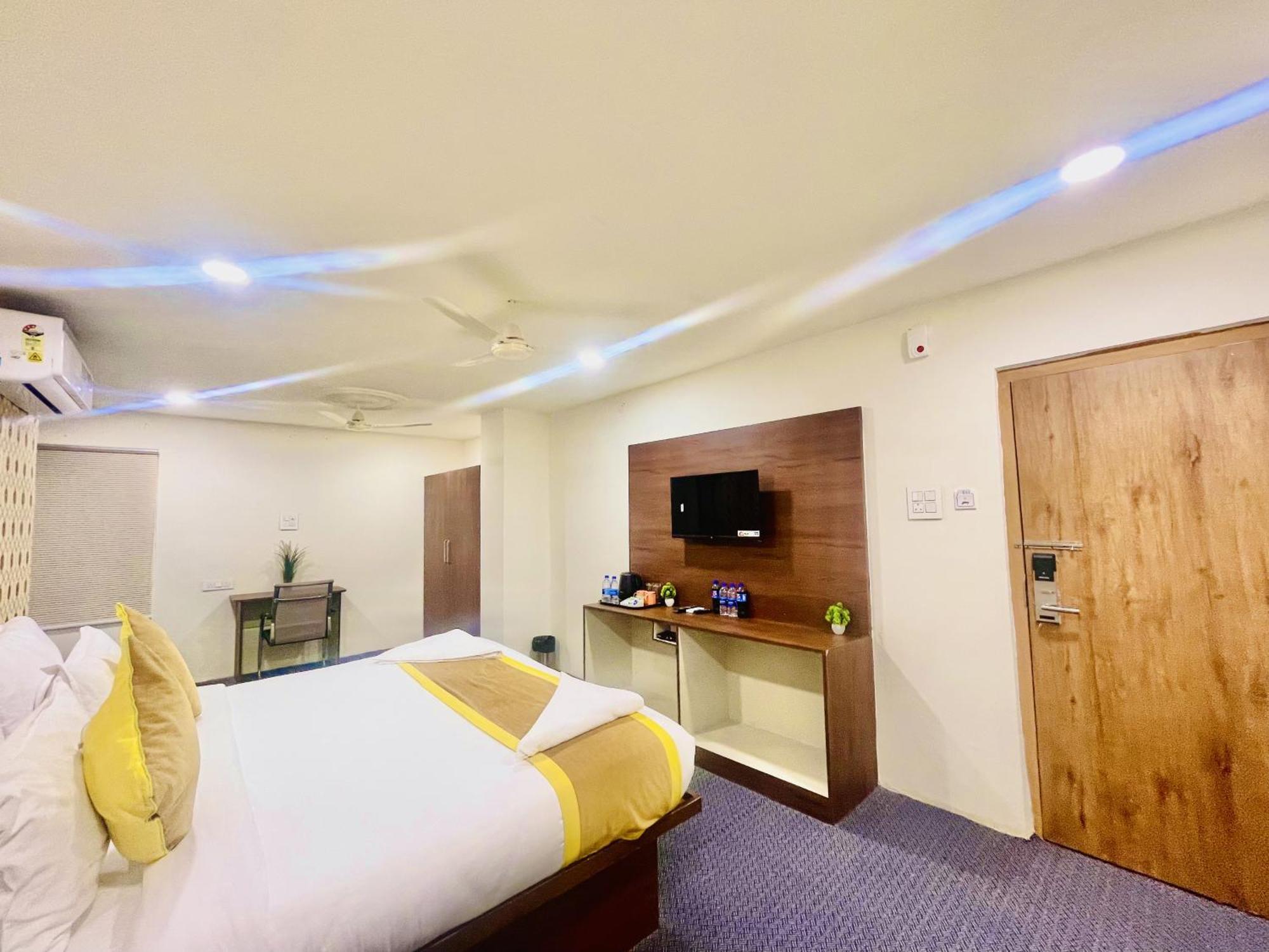 Hotel Eagle Grand Hyderabad Airport Zone Shamshabad Εξωτερικό φωτογραφία